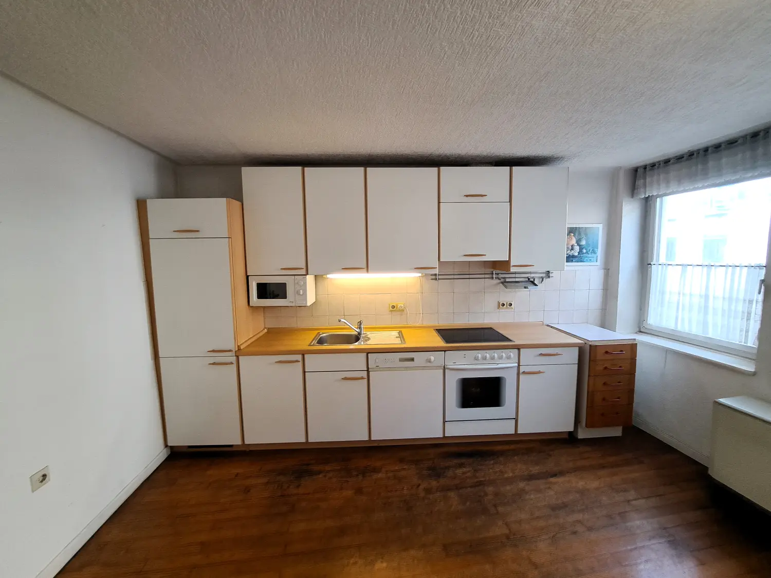 Immobilienperle Veronika Löffler, Fernsehraum